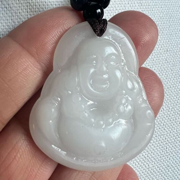 Artisan Buddha Faux White Jade Pendant Beaded Necklace Adjustable 18-26 inches - Picture 3 of 3